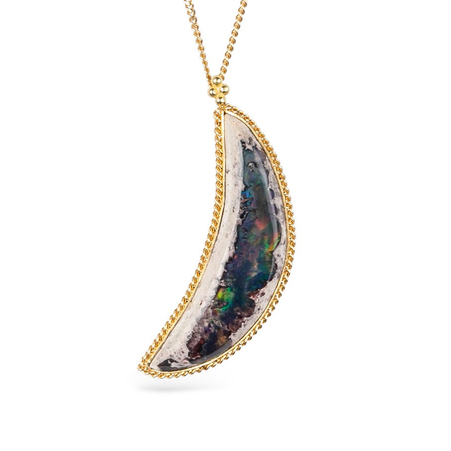 Amáli Mexican Opal Kite Necklace in 18k Yellow Gold – Amáli Jewelry