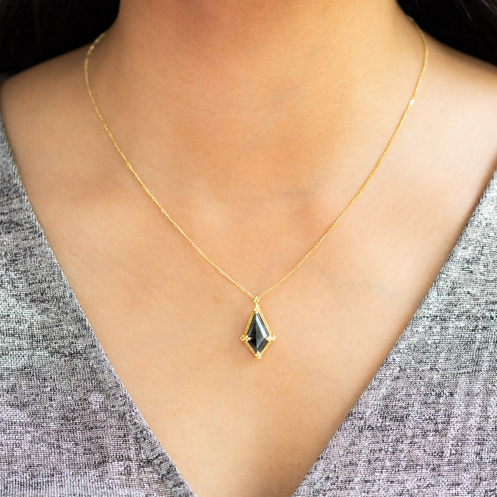 Black Diamond Kite Necklace – Amáli Jewelry