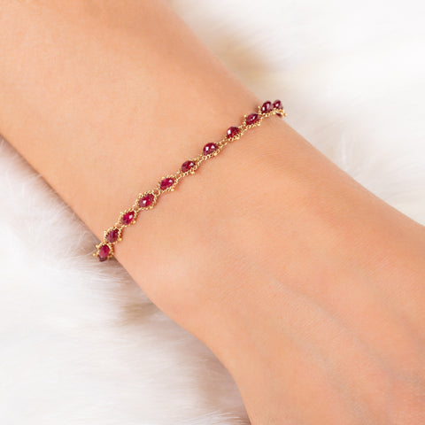 Ruby Textile Bracelet in 18k Gold