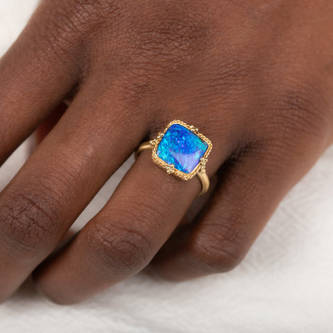 18k Gold Boulder opal ring on model