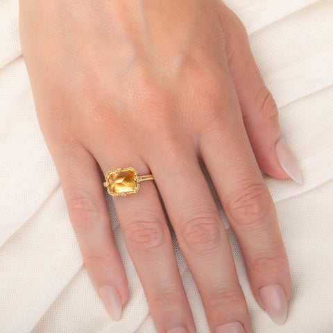 Amber Radiance Citrine Ring
