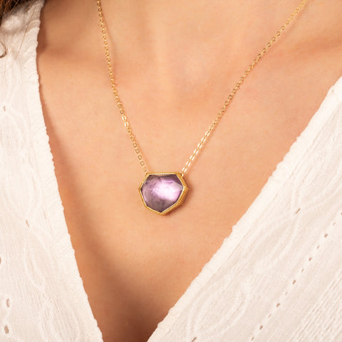 Amethyst necklace on model side view