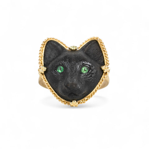 Carved onyx cat ring