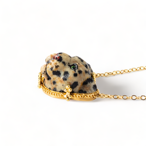 Carved leopard jasper necklace side view