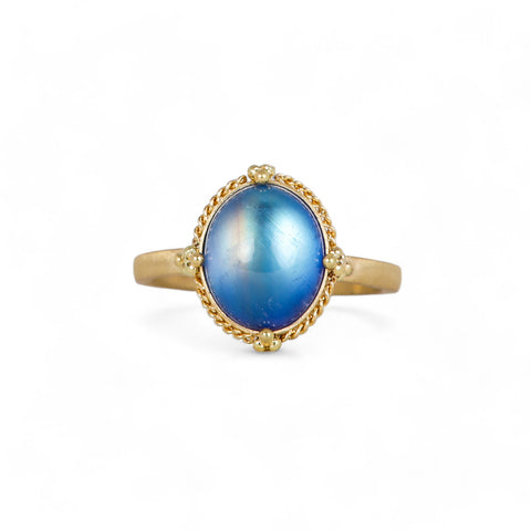 Oval moonstone ring 