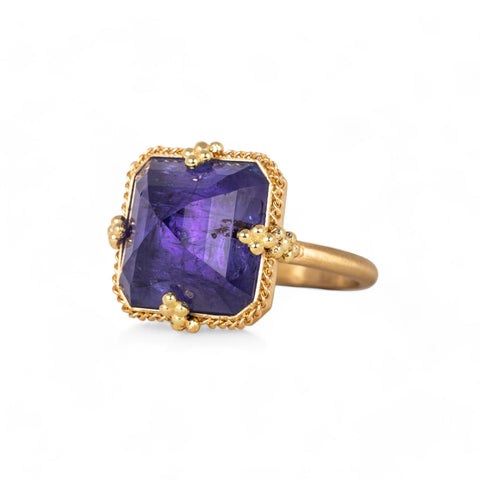 Tanzanite and gold ring side view