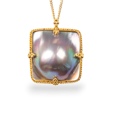 Square mabe pearl necklace