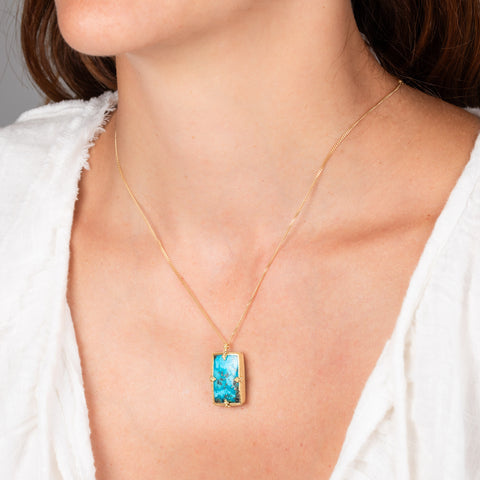 Turquoise necklace on model