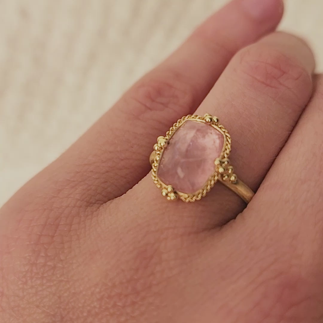 Morganite ring video