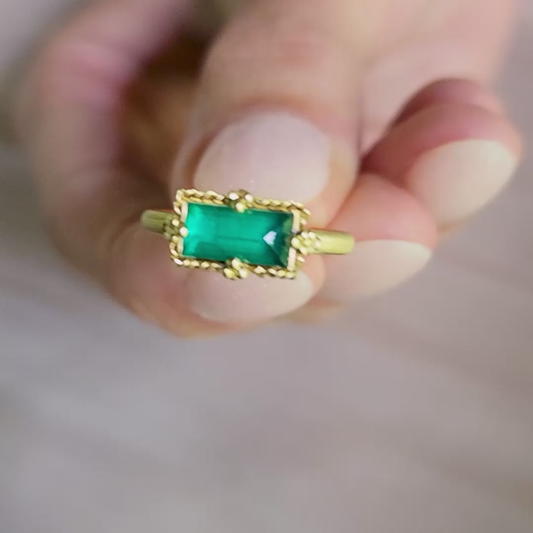 Emerald and 18k Gold Ring