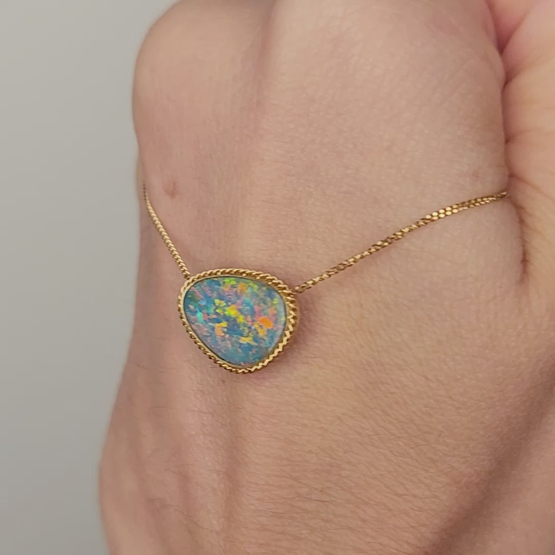 Australian Opal necklace video