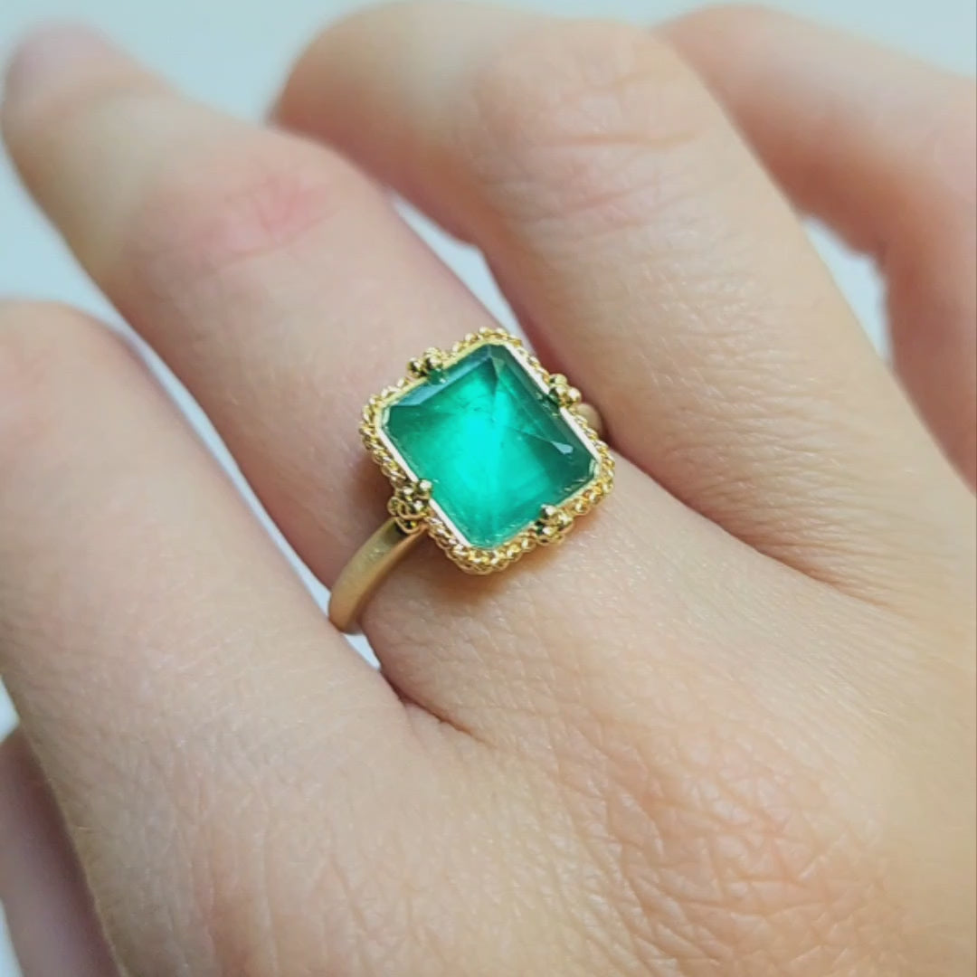 Gem Stone King 10K Yellow Gold Green Nano Emerald and White Diamond  Engagement Ring For Women | 2.12 Cttw | Oval 10X8MM | Gemstone May  Birthstone | Size 5 | Amazon.com